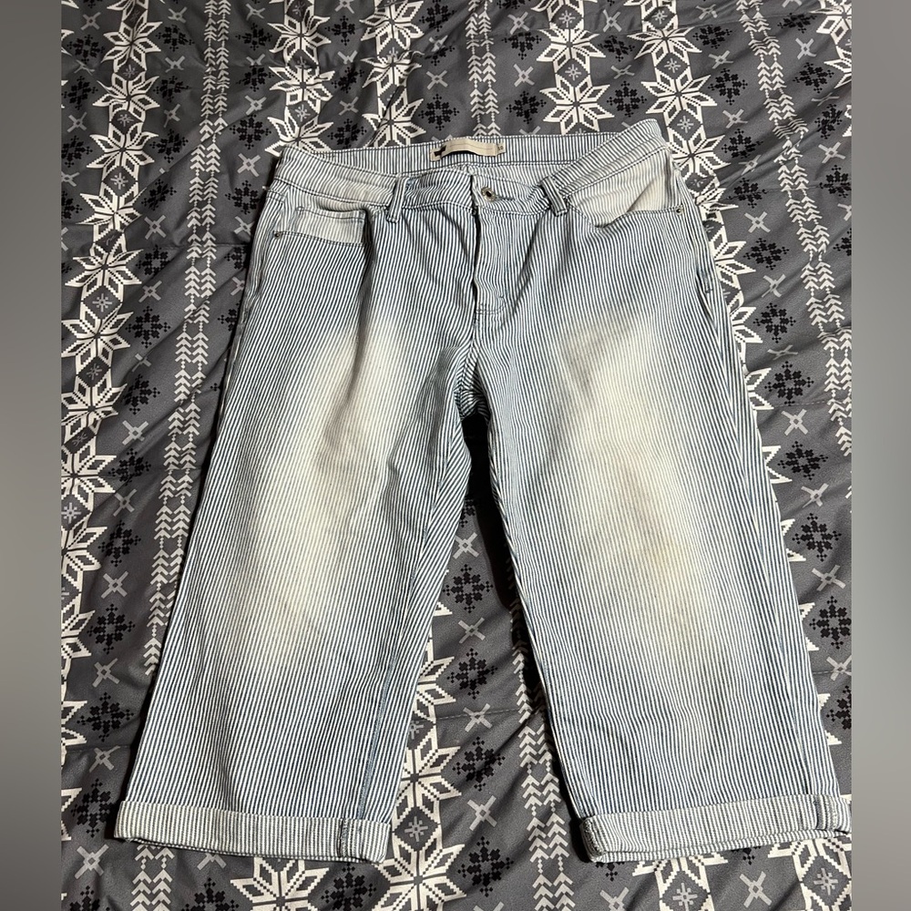 Levi's Women's Striped Capris - Blue and White